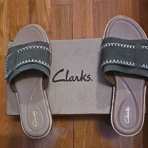 Clarks Women's Green Slide Sandals